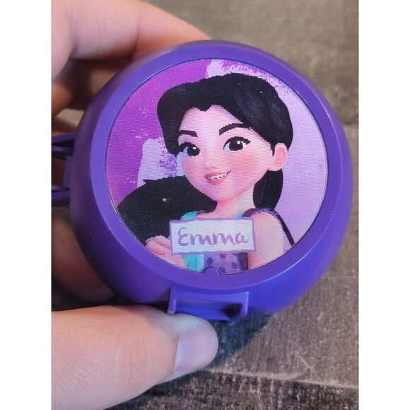 Lego 2018 Emma toy figure pod - Picture 2 of 7